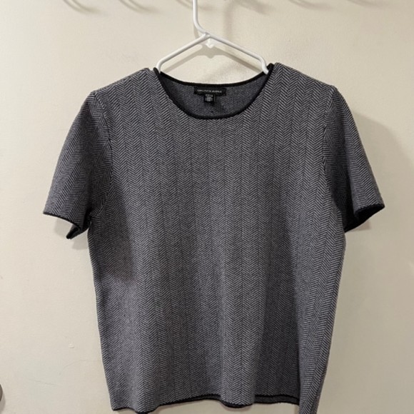 Saks Fifth Avenue Womens Gray Herringbone Viscose Blend Short Sleeve Top Sz LG - Picture 3 of 9